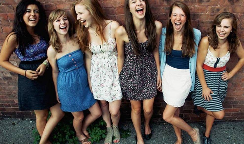 Fases Por Las Que Pasa Un Grupo De Amigas
