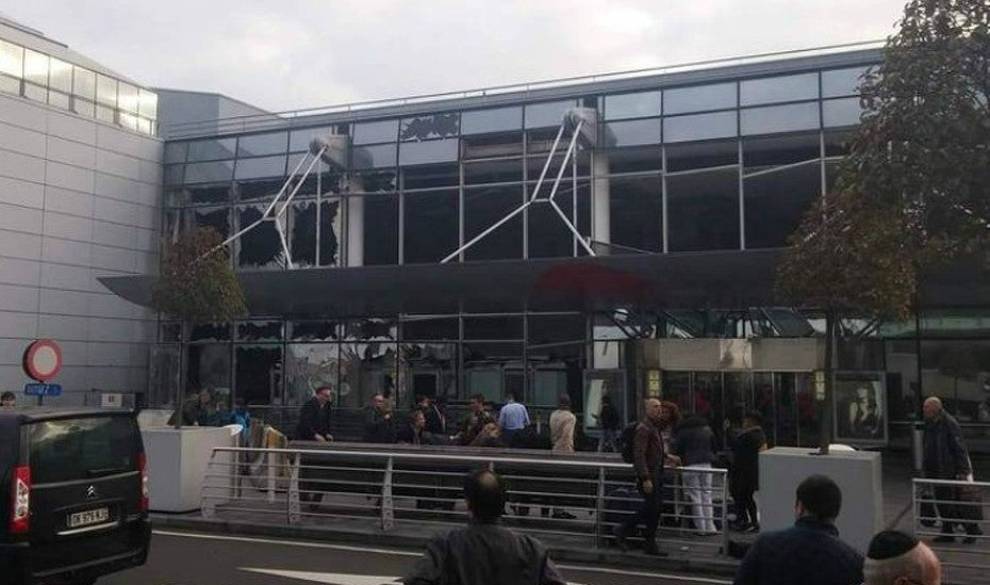 Un Atentado Suicida En El Aeropuerto De Bruselas Deja Más De 30 Muertos