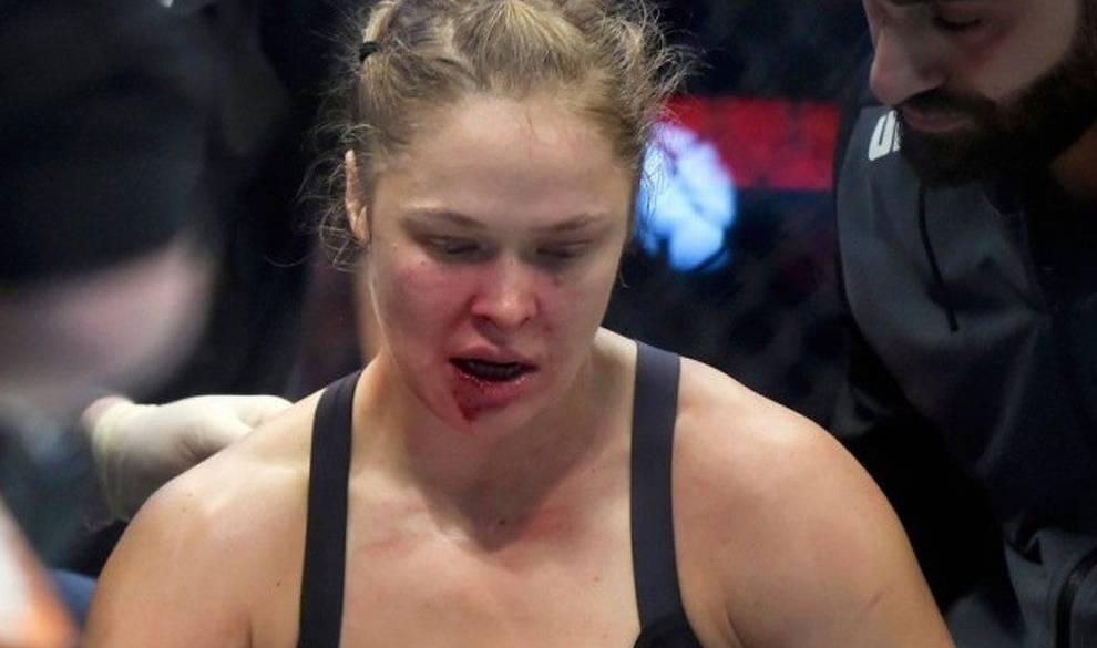 Ronda Rousey Y El Alto Precio De Creerse Invencible
