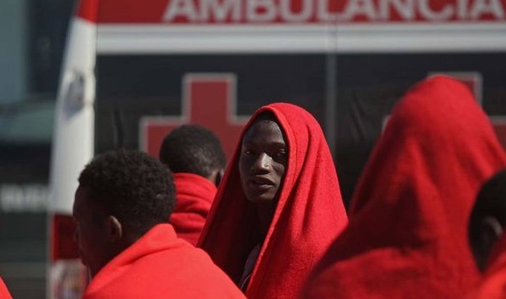 Estos vecinos de Tarifa lo están dando todo por ayudar a los inmigrantes