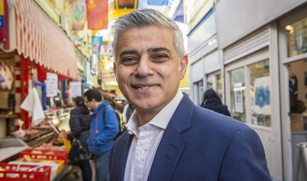 El Hijo De Un Autobusero Paquistaní Que Ha Puesto Londres A Sus Pies