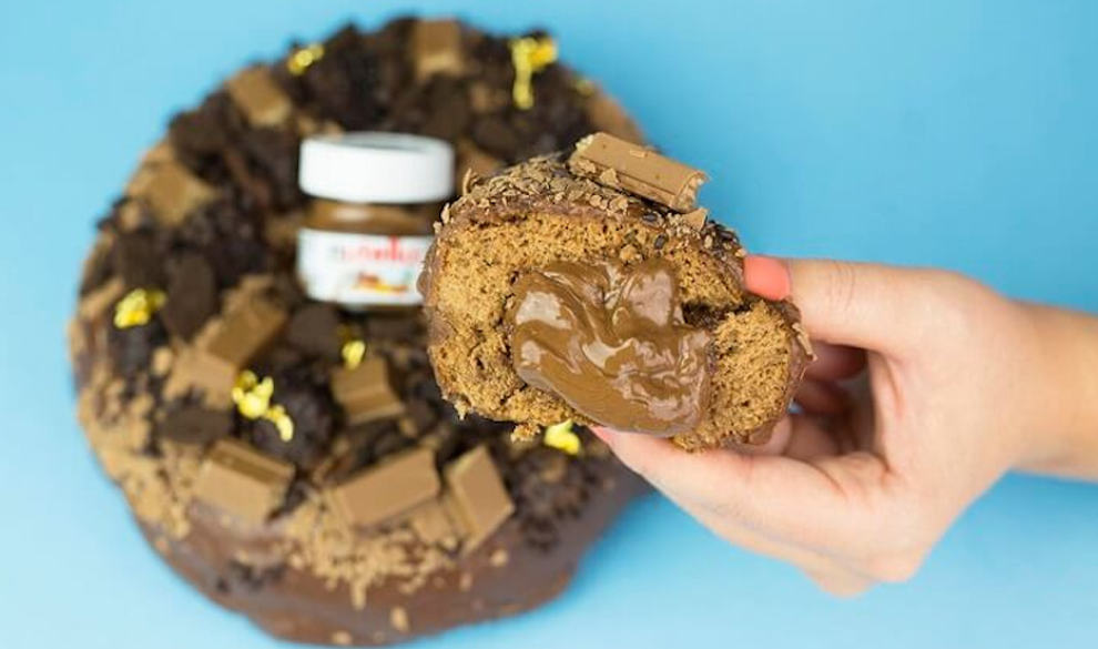 [VÍDEO] Bienvenido a tu perdición: el nuevo donut con Nutella, el ‘Donutella Versace’