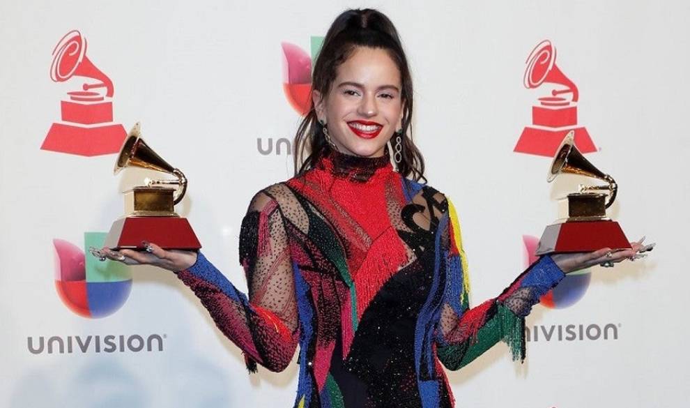 Rosalía se consolida como la artista del momento con dos Grammys Latinos