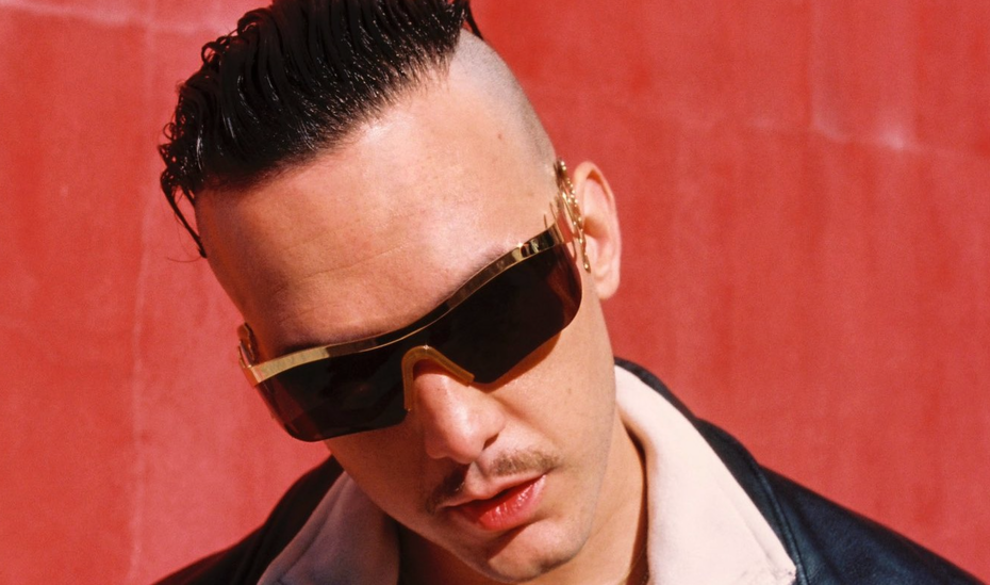 Sobrio y castizo, la nueva canción de C. Tangana es un himno al desamor