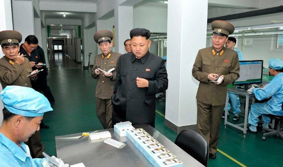 Así son los smartphones, el Whatsapp y el internet que vi en Corea del Norte