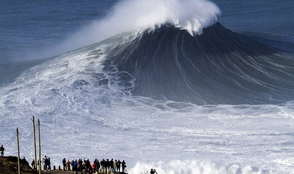 VÍDEO: Nazaré, La Ola Infernal Que Podría Enviarte Al Cielo En Unos Segundos