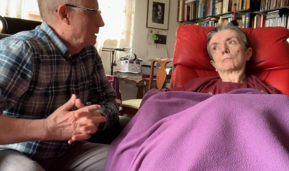 El desgarrador testimonio del hombre que ayudó a morir a su mujer reclamando la eutanasia