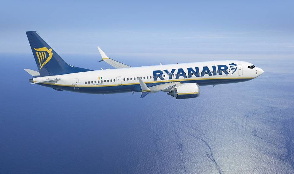 Ryanair lanza una oferta con a 7,99 solo medianoche