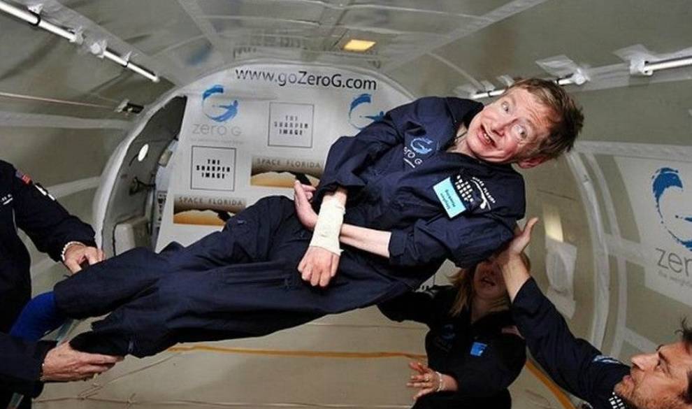 Stephen Hawking dice que nos vayamos a vivir a Marte y que sea en menos de 30 años