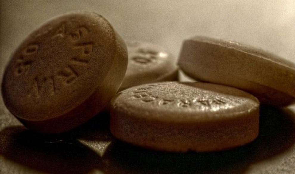 El científico novato que descubrió la aspirina y la heroína el mismo verano