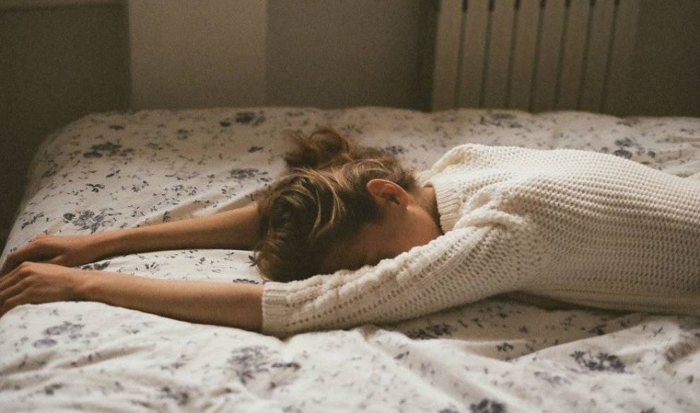 Por qué es tan malo para tu salud irte a dormir enfadada o preocupada