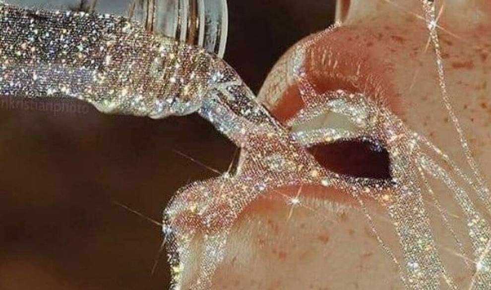 Así es la extraña adicción a beber agua que deberías conocer