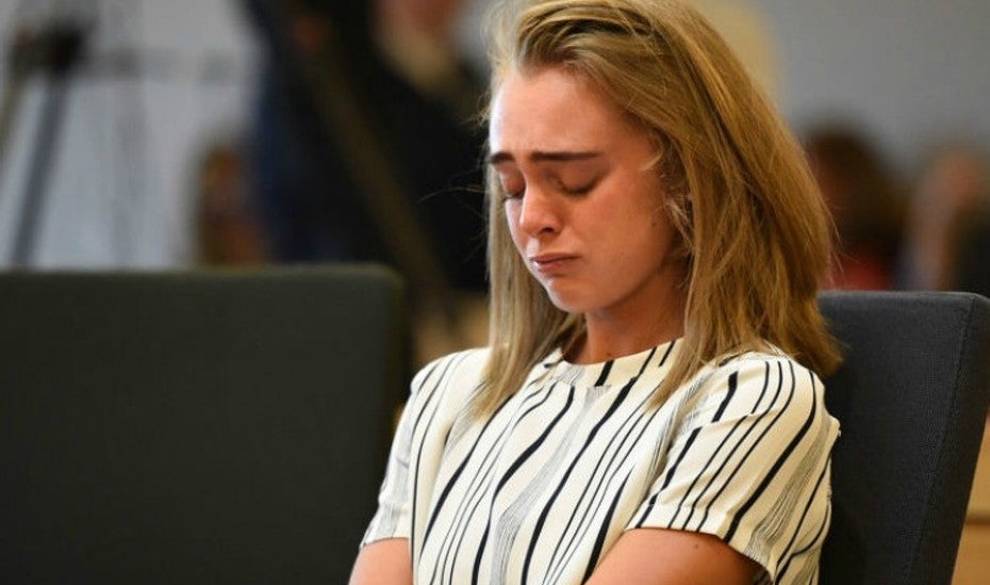 15 meses de cárcel para la joven que animó a su novio a suicidarse