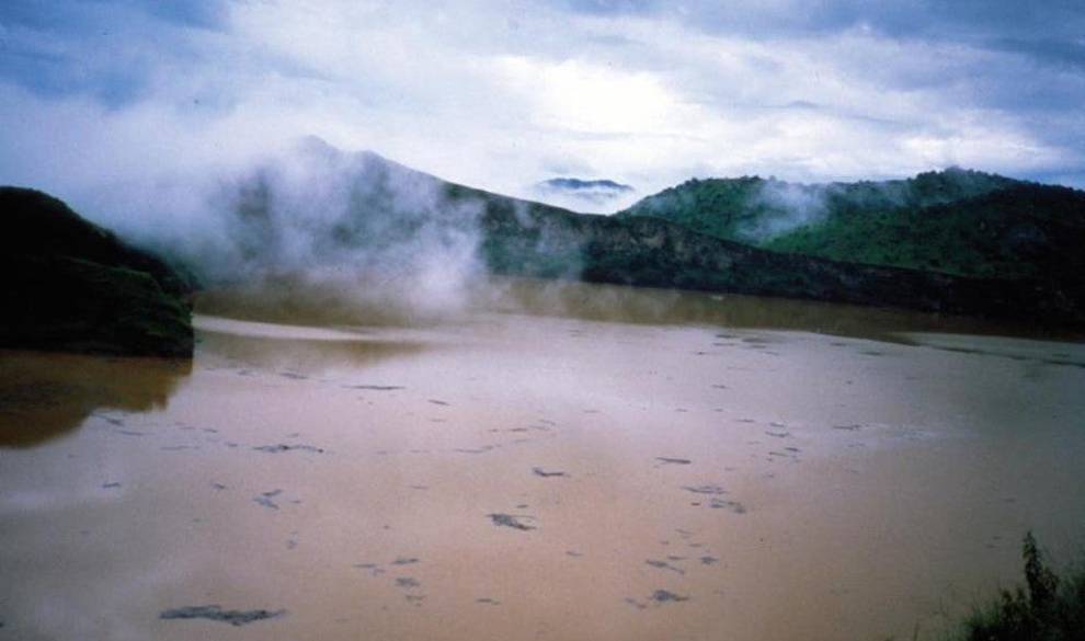 El lago africano que acabó con la vida de 1.746 personas en minutos