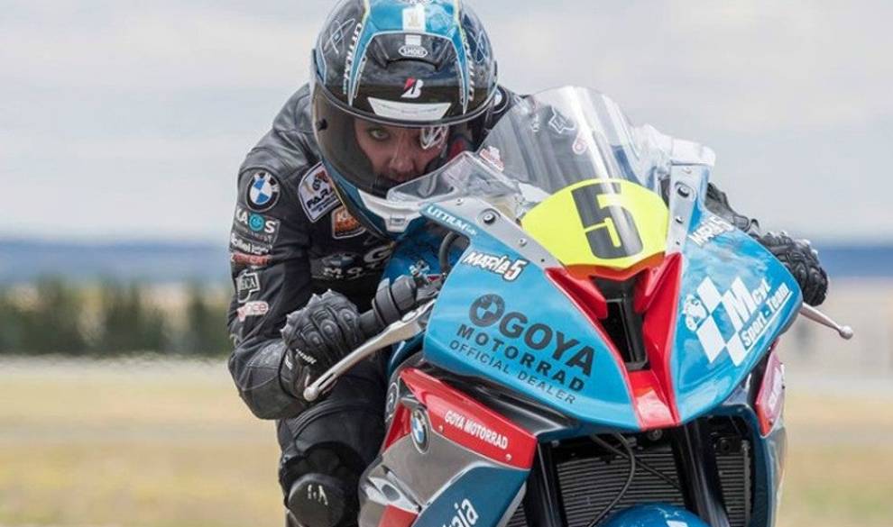 Cuando María Barbero Se Baja De Los Tacones Y Se Sube A La Moto, Bate Todos Los Estereotipos