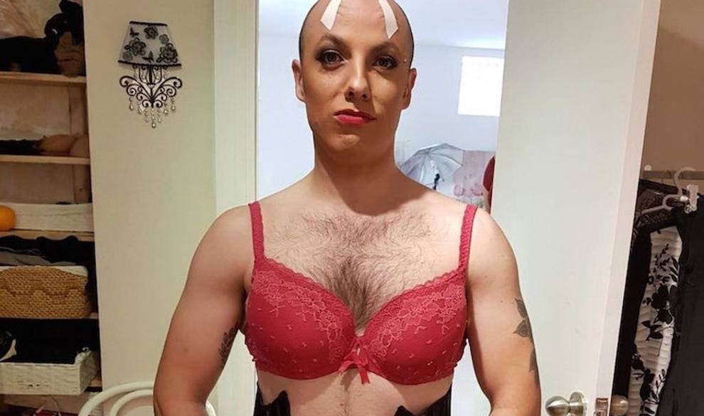 Probé el crossdressing para demostrarte que hasta un machirulo puede sentirse mujer