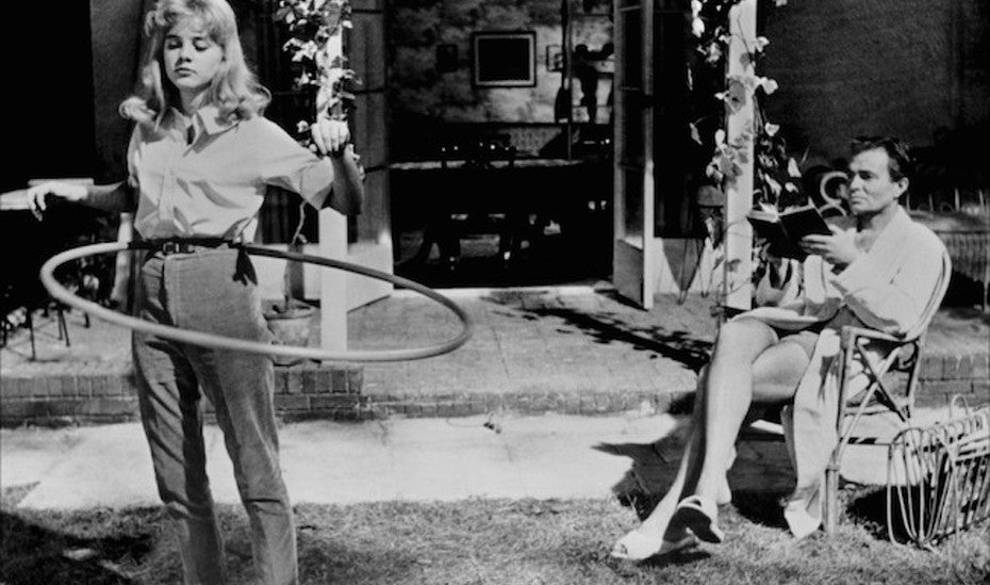 Lolita Y El Morbo De Los Romances Intergeneracionales