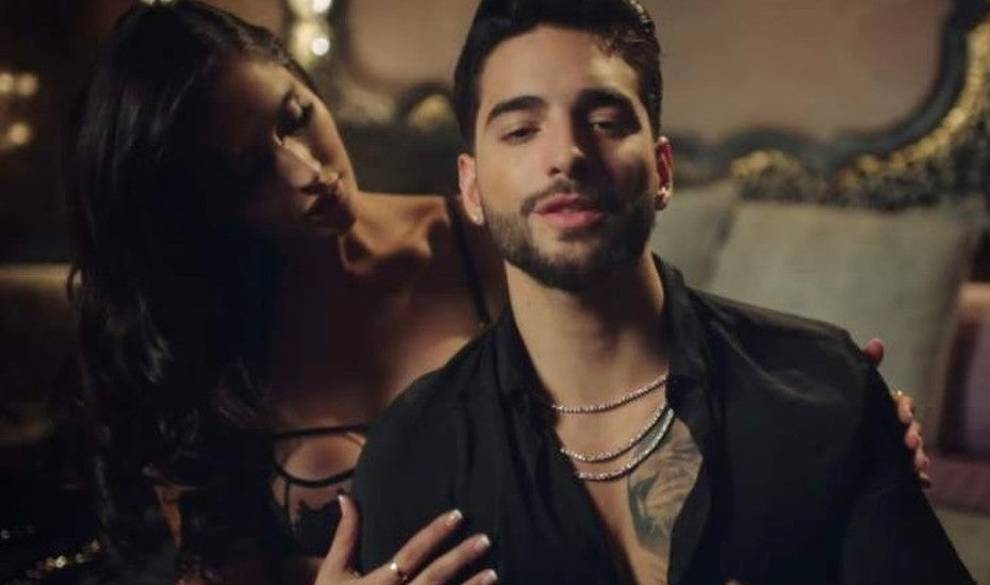 El vídeo viral que denuncia el machismo oculto en las letras de canciones