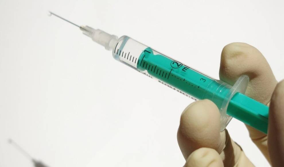 La primera vacuna contra el coronavirus ya ha funcionado en humanos
