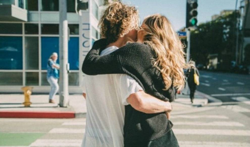 9 consejos para evitar esas discusiones absurdas que están saboteando tu relación
