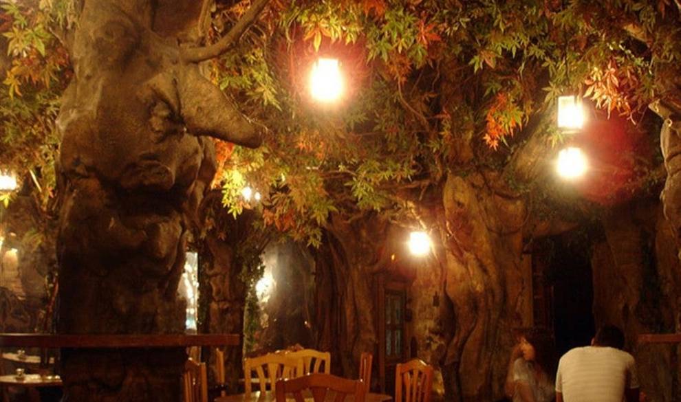 9 Lugares Con Encanto Para Ir A Tomar Una Copa