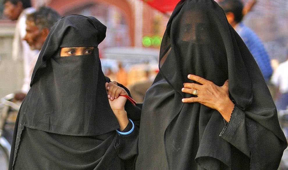 Países Bajos multará con 400 euros a las mujeres que lleven burka en espacios públicos