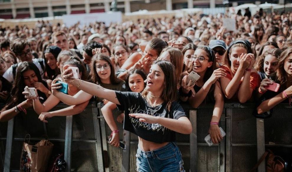 Los fans de Dulceida en Instagram se rebelan: 'Somos muy jóvenes, pero no tontos!'