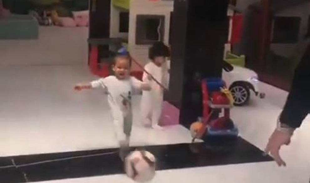 La hija de Cristiano Ronaldo también quiere ser futbolista (pero no le dejan)