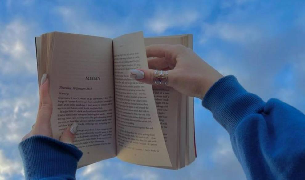Alegría: el motivo por el que sigues leyendo libros