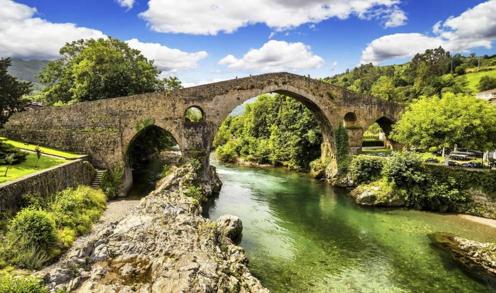 Rincones españoles a los que viajar para enamorarte de la primavera