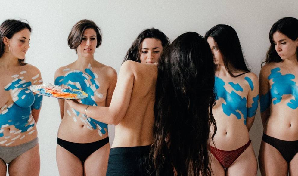 $!La artista censurada en Instagram que quiere que normalicemos el desnudo de una vez