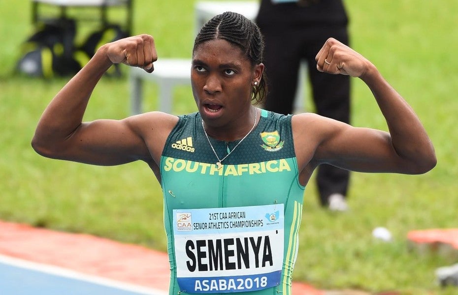 La justicia obliga a la atleta Caster Semenya a medicarse para seguir  compitiendo con mujeres