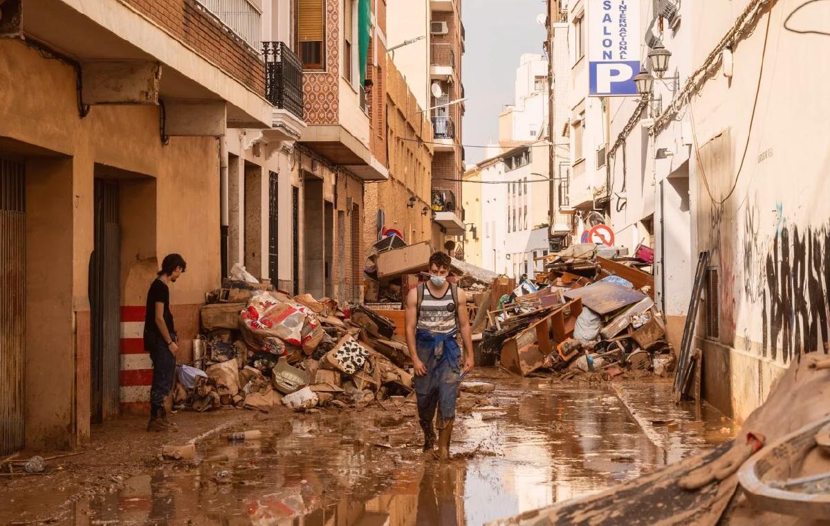 Erome belula texted her a text and she got back rather