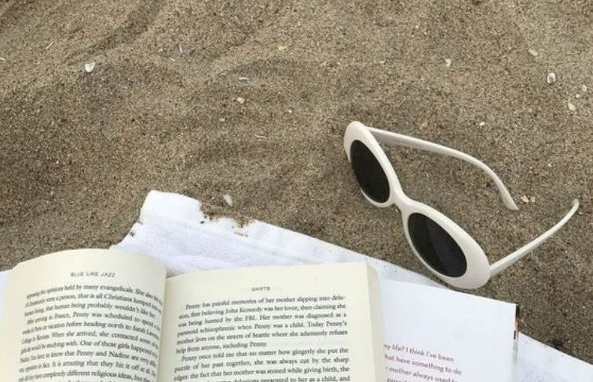 Los mejores libros para leer este verano desde la playa